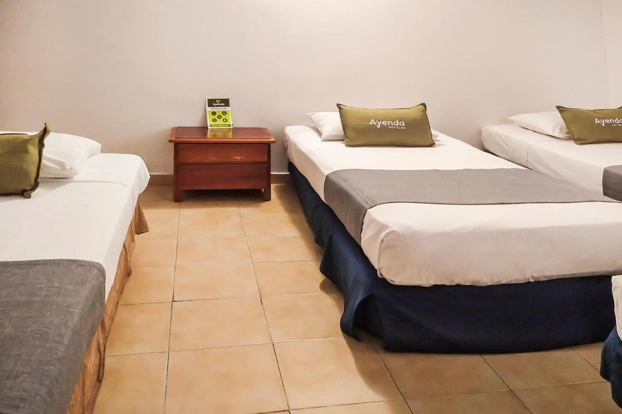 Ayenda 1622 Charmin Hotel Санта Марта Екстериор снимка
